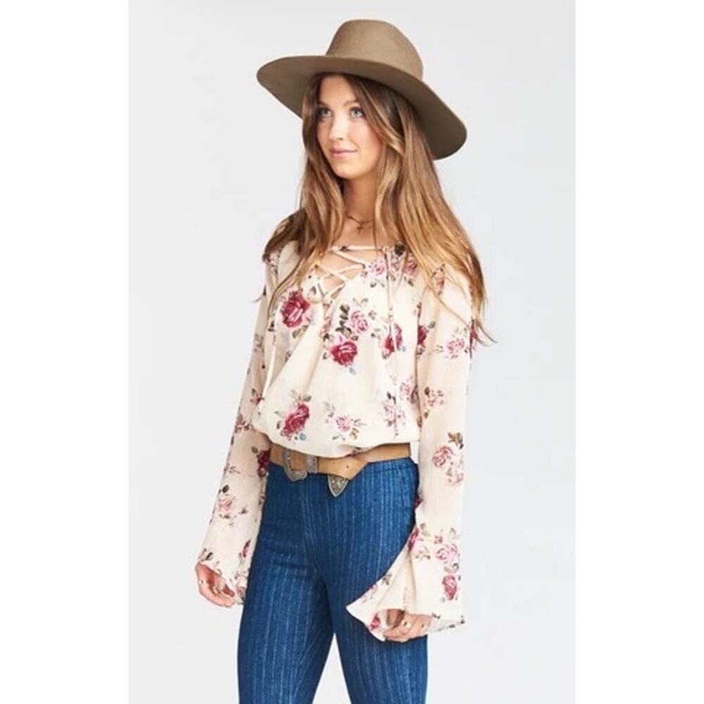Show Me Your MuMu Zuko Floral Lace-Up Top